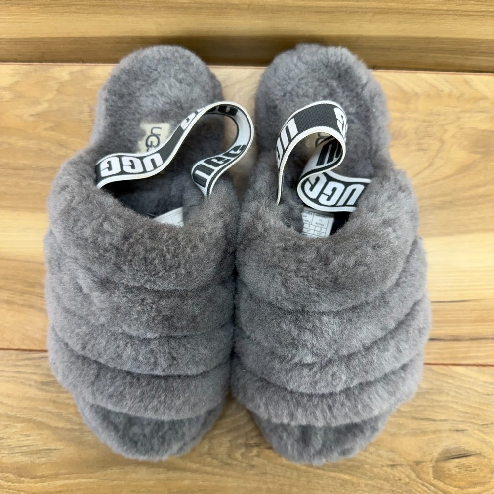 UGG Fluff Yeah Cozy Slippers Womens 6 Gray Shearling Fur Slingback Comfort